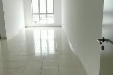 aronia apt bandar parkland