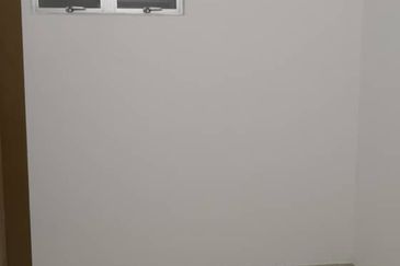 Azaria Apartment @ Bandar Paklands