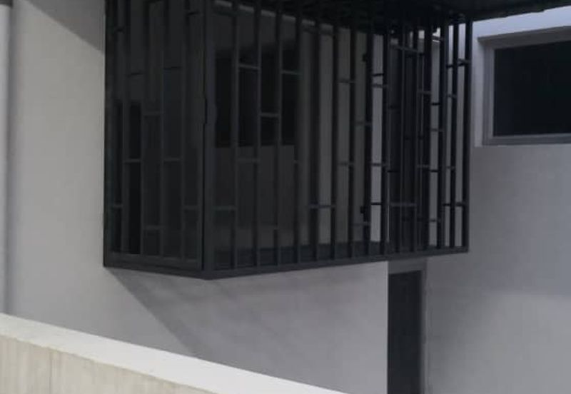 Azaria Apartment @ Bandar Paklands