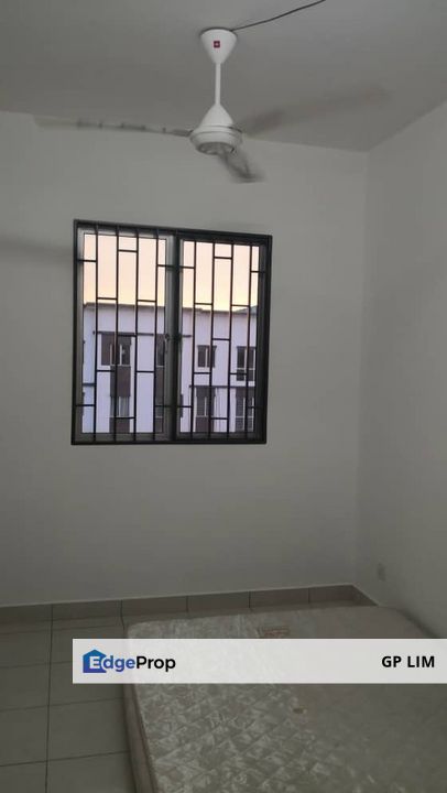 Pangsapuri azaria apt bandar parkland, Selangor, Klang