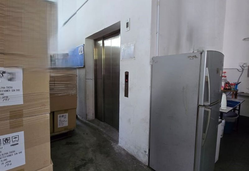 Tiong Nam Industrial Park @ Seksyen 51