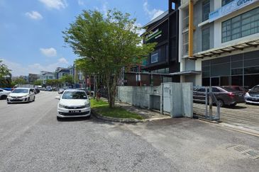 Tiong Nam Industrial Park @ Seksyen 51