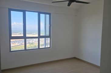 Gravit8 @ Klang South