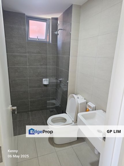 Gravit 8 apt, Selangor, Klang