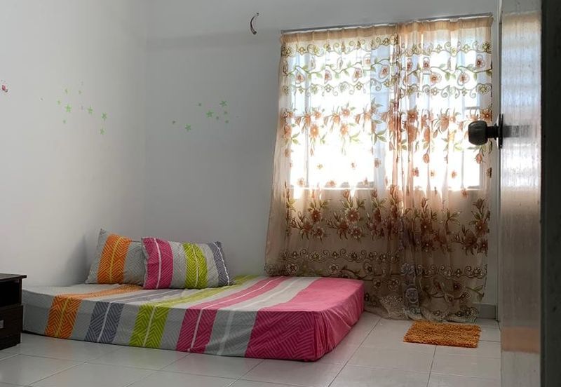 Pangsapuri Akasia, Bandar Botanic