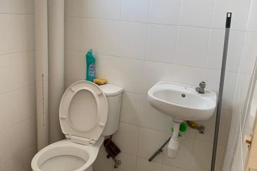 Pangsapuri Akasia, Bandar Botanic