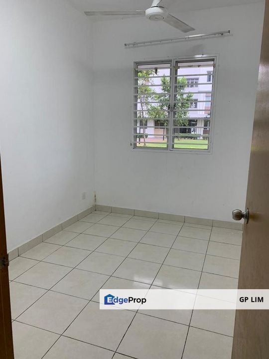 Azaria apt Bandar parkland for sale, Selangor, Klang
