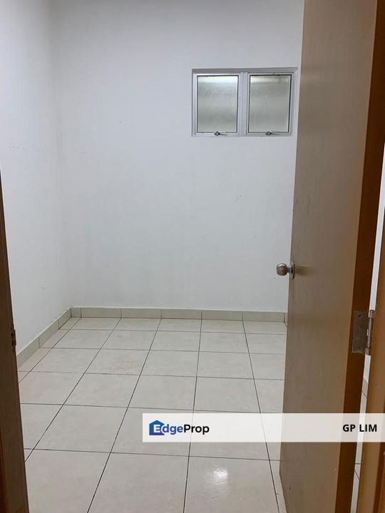 Azaria apt Bandar parkland for sale, Selangor, Klang