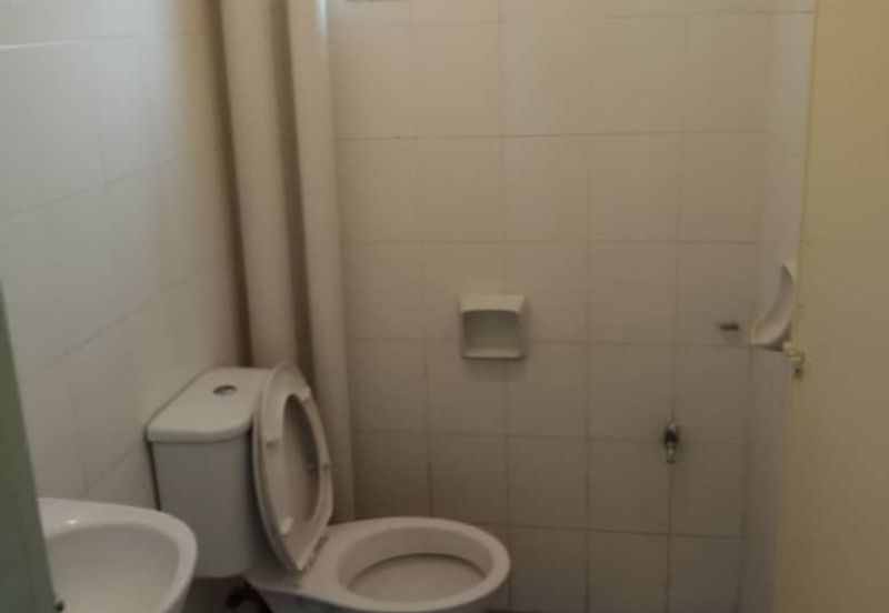 Pangsapuri Akasia, Bandar Botanic