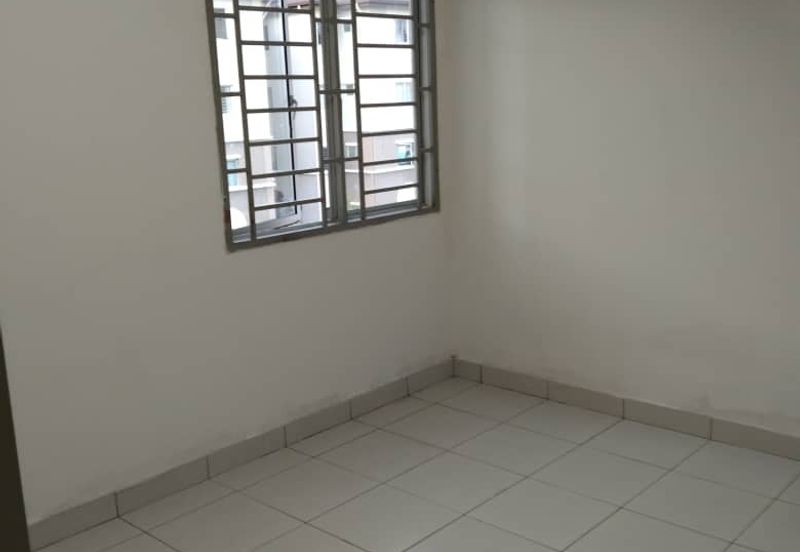 Pangsapuri Akasia, Bandar Botanic