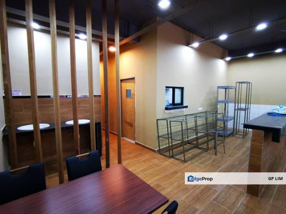Bandar puteri puchong shop for rent , Selangor, Puchong