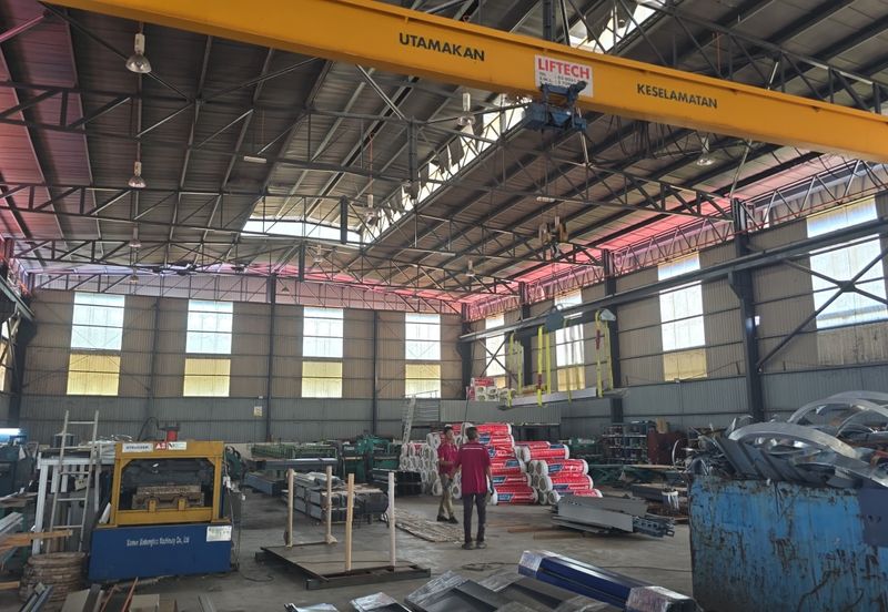 West Port, Pulau Indah