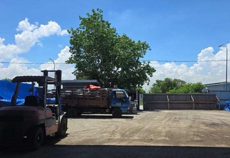 West Port, Pulau Indah