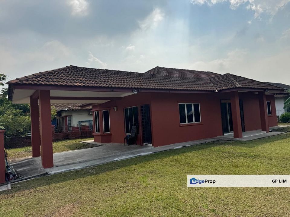 Sijangkang Taman riveria perdana Bglow house for sale, Selangor, Klang