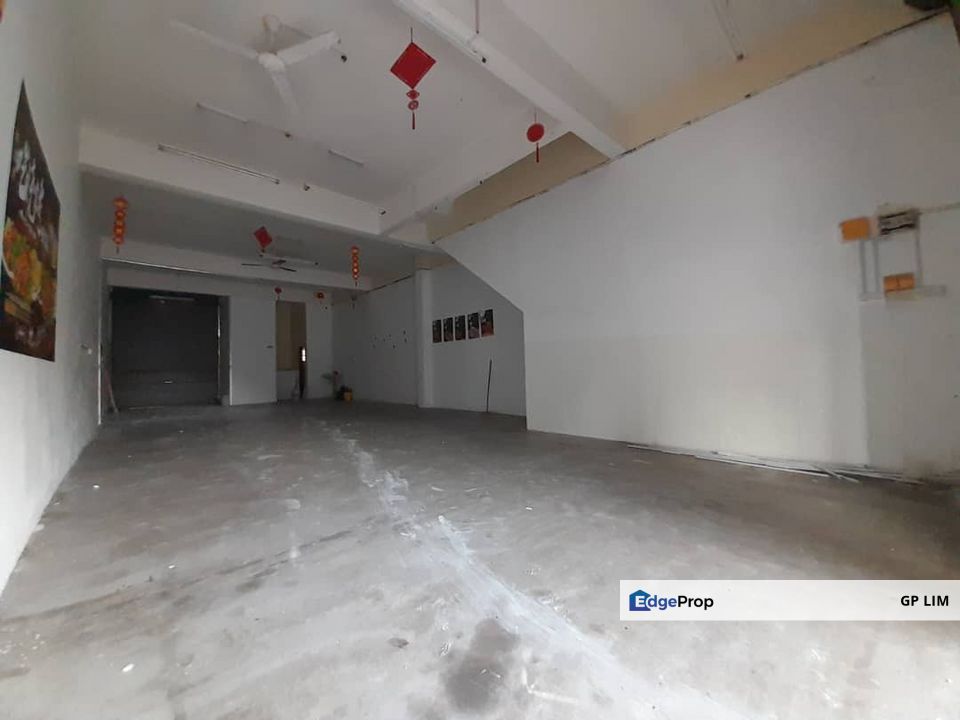 Bayu tinggi shop for sale, Selangor, Klang