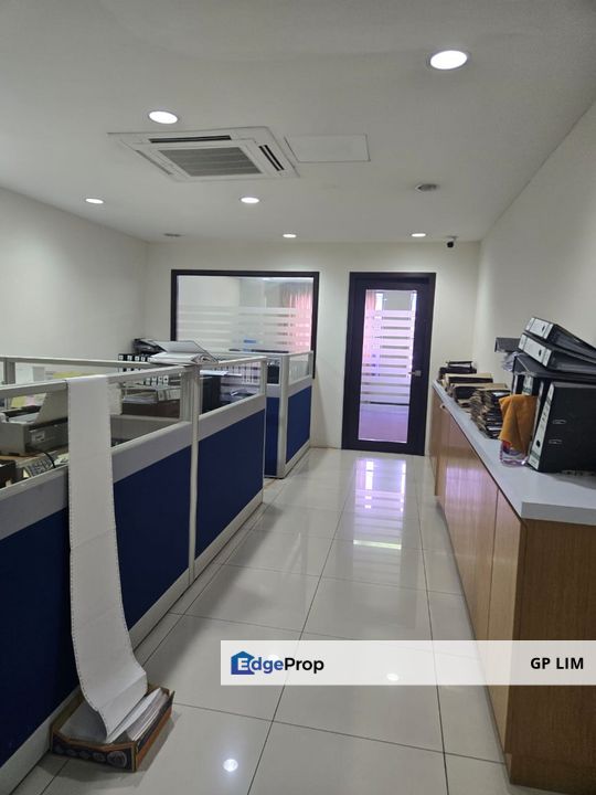 Bayu tinggi 3sty Shop For Sale, Selangor, Klang