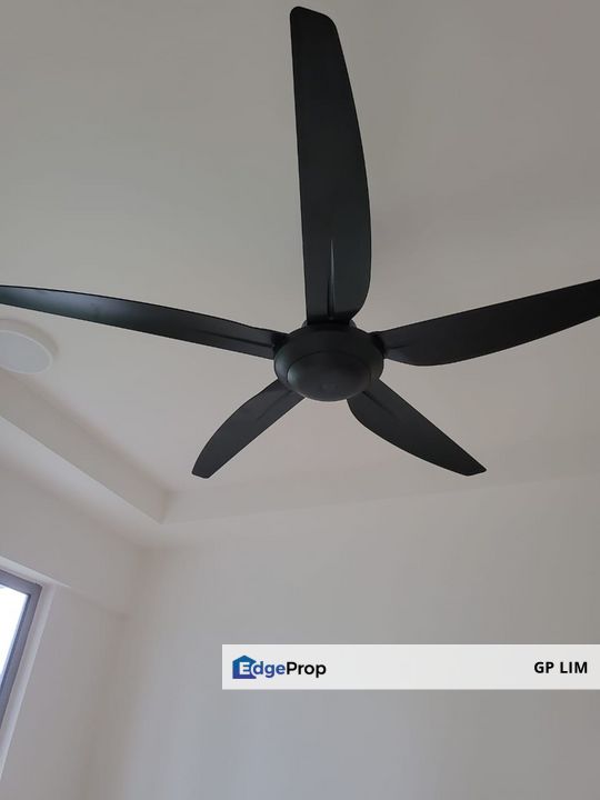 Gravit 8 servicd residence, Selangor, Port Klang