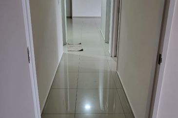 Gravit8 @ Klang South