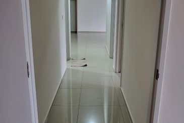 Gravit8 @ Klang South