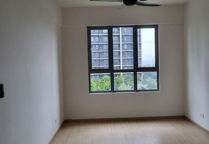 Gravit8 @ Klang South