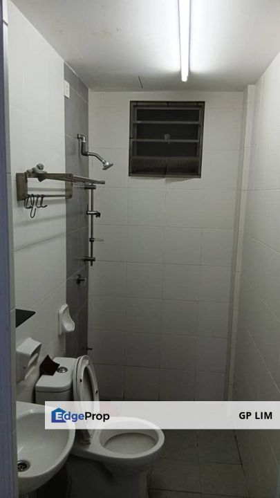 Bandar parkland orchis Apt , Selangor, Klang