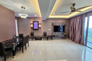 Gravit8 @ Klang South