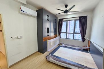 Gravit8 @ Klang South