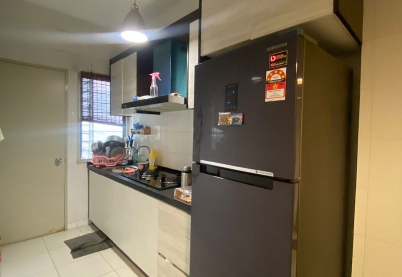 Pangsapuri Akasia, Bandar Botanic