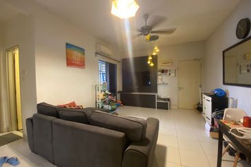 Pangsapuri Akasia, Bandar Botanic