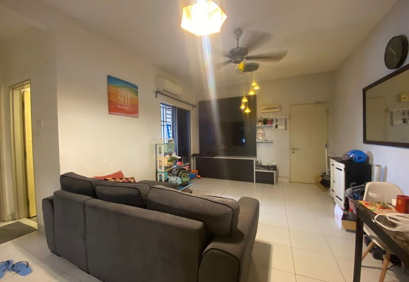 Pangsapuri Akasia, Bandar Botanic