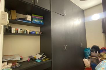 Pangsapuri Akasia, Bandar Botanic