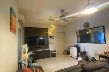 Pangsapuri Akasia, Bandar Botanic