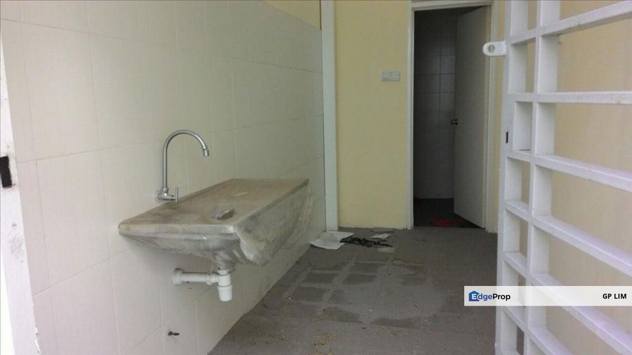 Bandar parkland 2sty claster semi-d for sale, Selangor, Klang