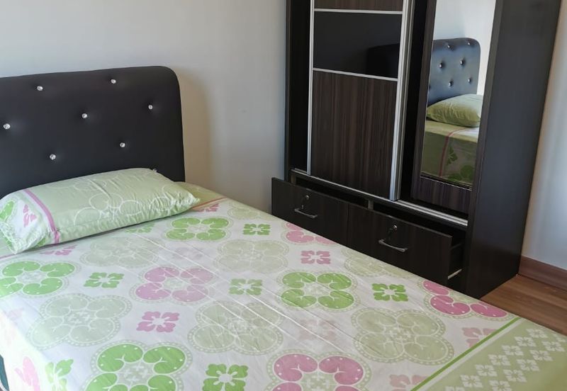 Ambang botanic Gm remia apt