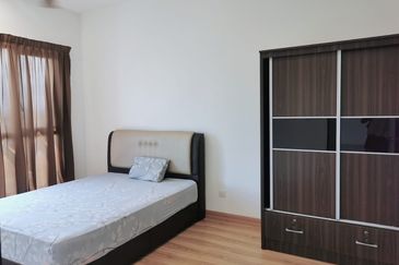 Ambang botanic Gm remia apt