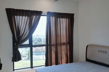 Ambang botanic Gm remia apt