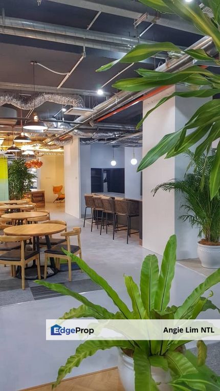 Fully Furnished Office at UOA Business Park, Shah Alam for Rent, Selangor, Shah Alam