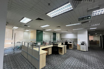 Menara HLX (formerly Menara HLA)