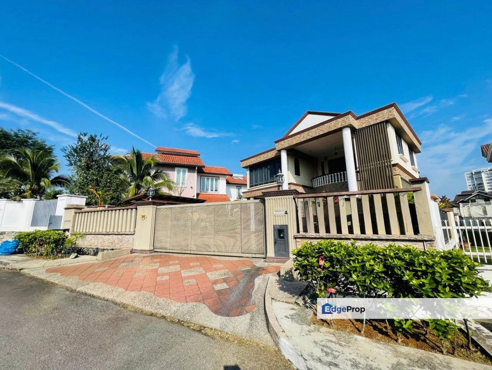 2-Storey Bungalow
@ Bandar Tun Hussein Onn, Cheras, Selangor, Cheras