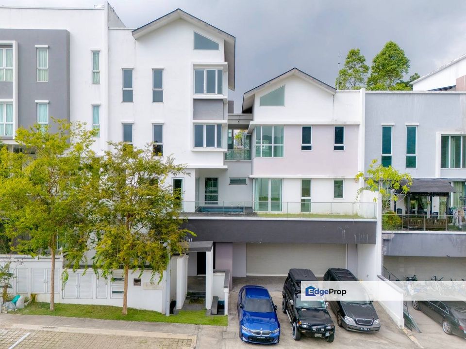 PRIVATE POOL & LIFT! 4 Storey Courtyard Villa @
CONTOURS, TAMAN MELAWATI KL, Selangor, Taman Melawati