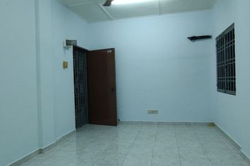 Pangsapuri Merak Kangkar Pulai