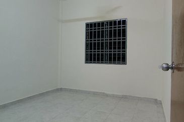 Pangsapuri Merak Kangkar Pulai