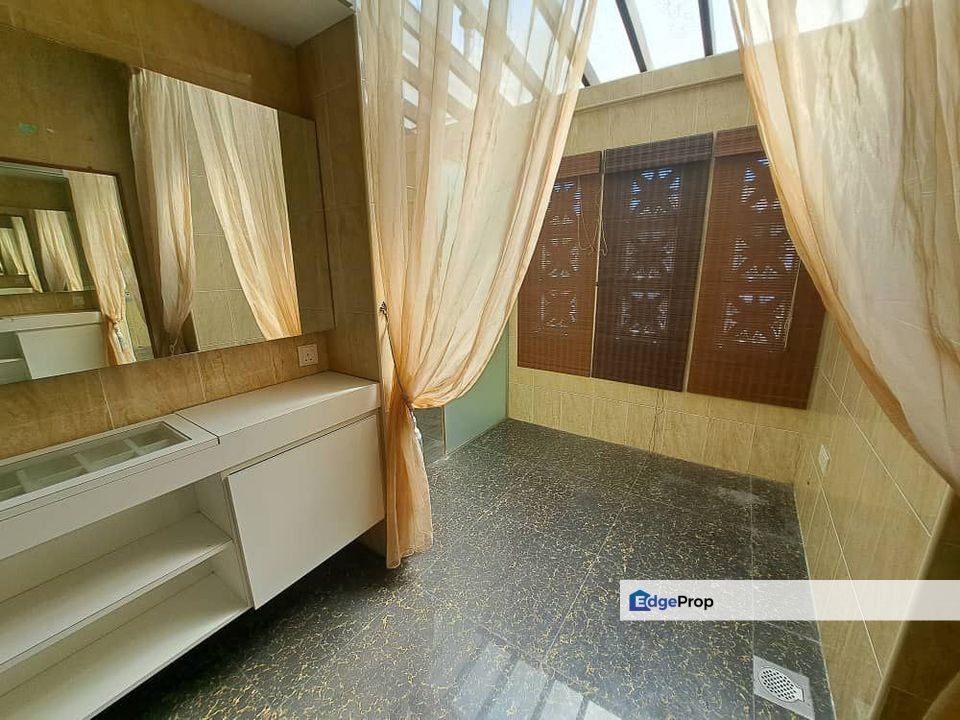 For Sale Sutera Utama 2 Storey Semi-Detached , Johor, Skudai