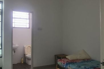 Austin Residence @Taman Mount Austin