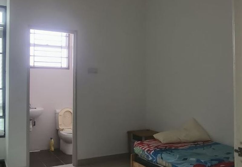 Austin Residence @Taman Mount Austin