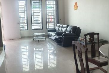 Austin Residence @Taman Mount Austin