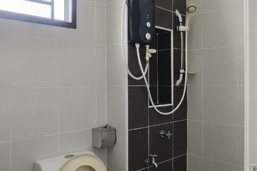 Austin Residence @Taman Mount Austin