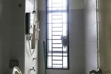 Austin Residence @Taman Mount Austin