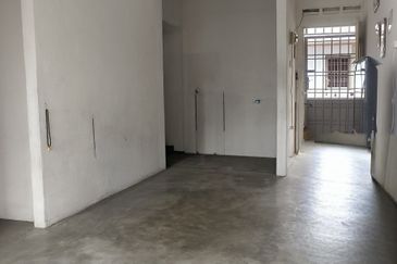 Taman Pulai Utama Flat