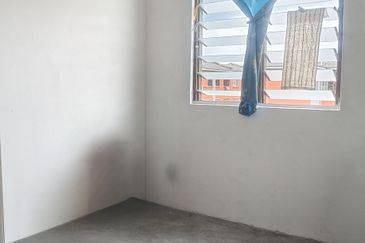 Taman Pulai Utama Flat